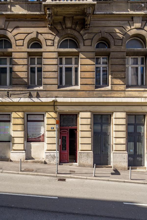 Saint Vitus Apartments With Balcony Rijeka Exterior photo