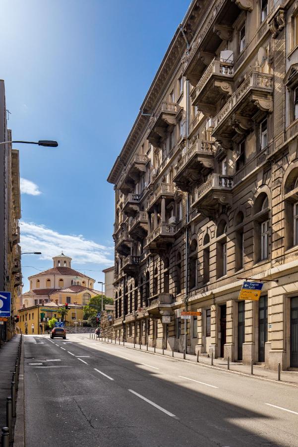 Saint Vitus Apartments With Balcony Rijeka Exterior photo